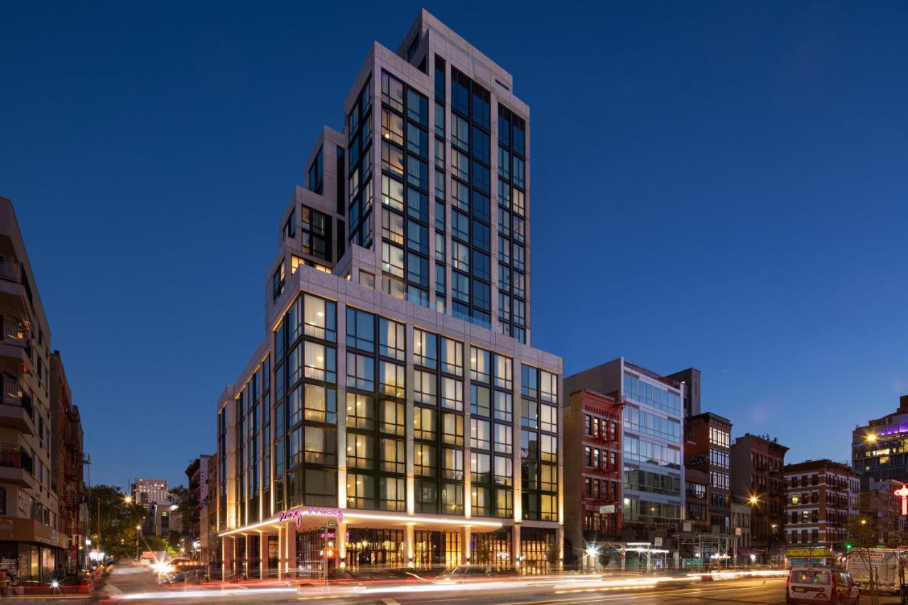 Moxy Nyc Lower East Side Ню Йорк Екстериор снимка
