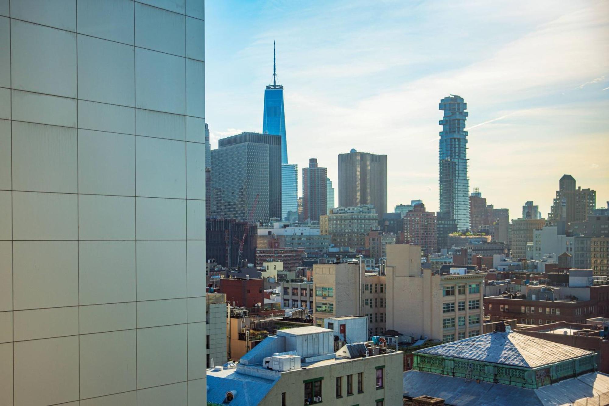 Moxy Nyc Lower East Side Ню Йорк Екстериор снимка
