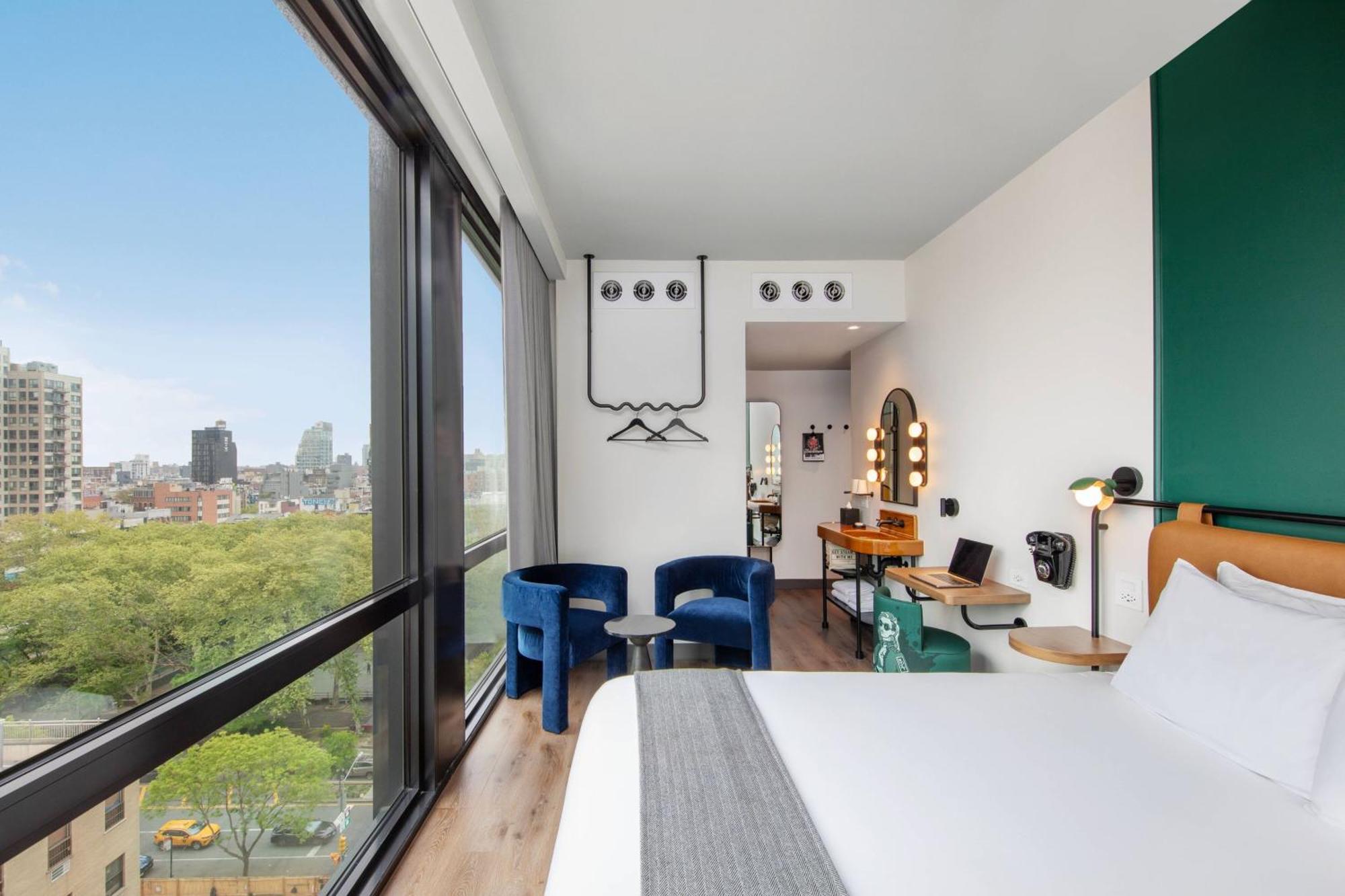 Moxy Nyc Lower East Side Ню Йорк Екстериор снимка