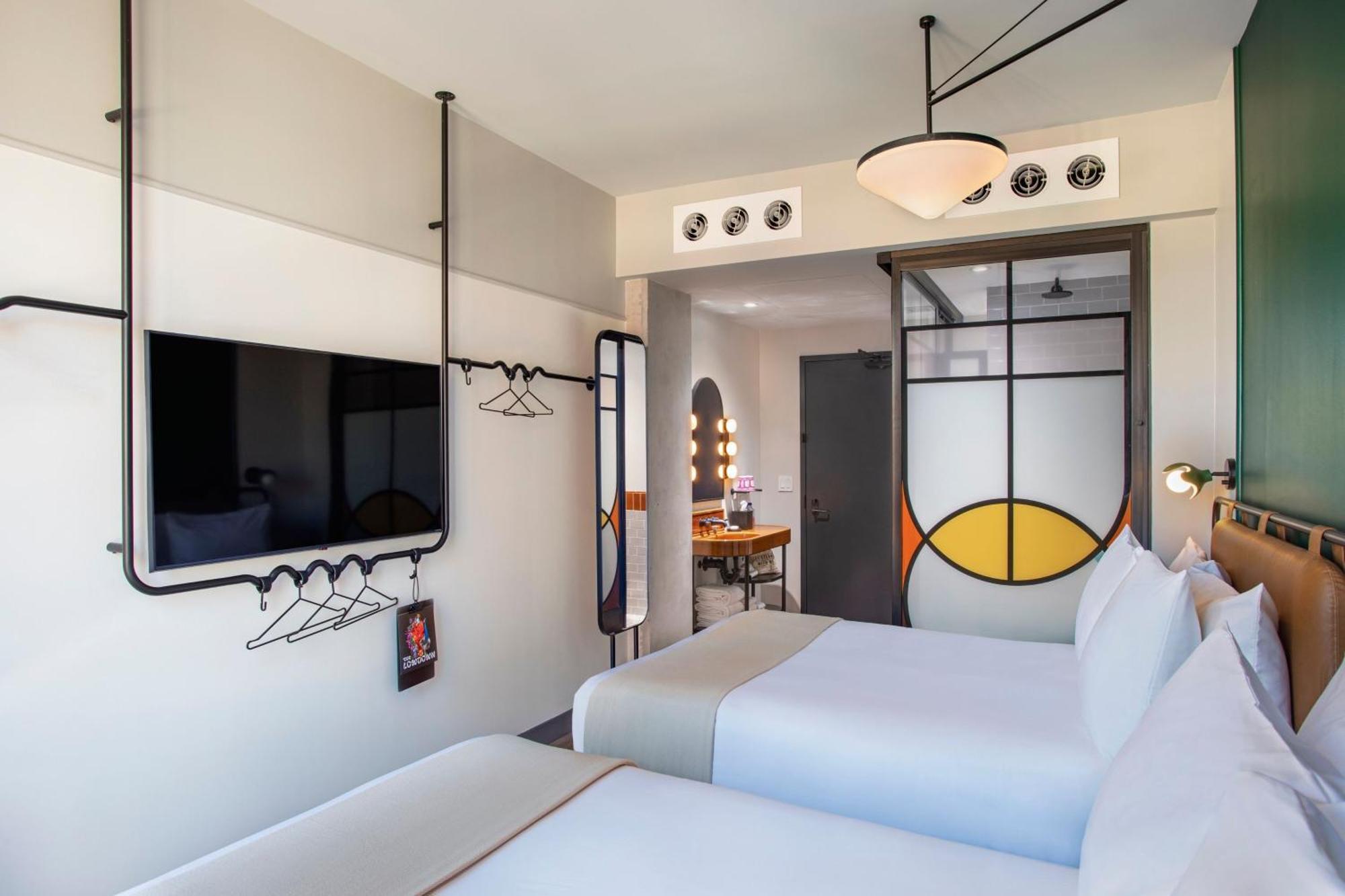 Moxy Nyc Lower East Side Ню Йорк Екстериор снимка