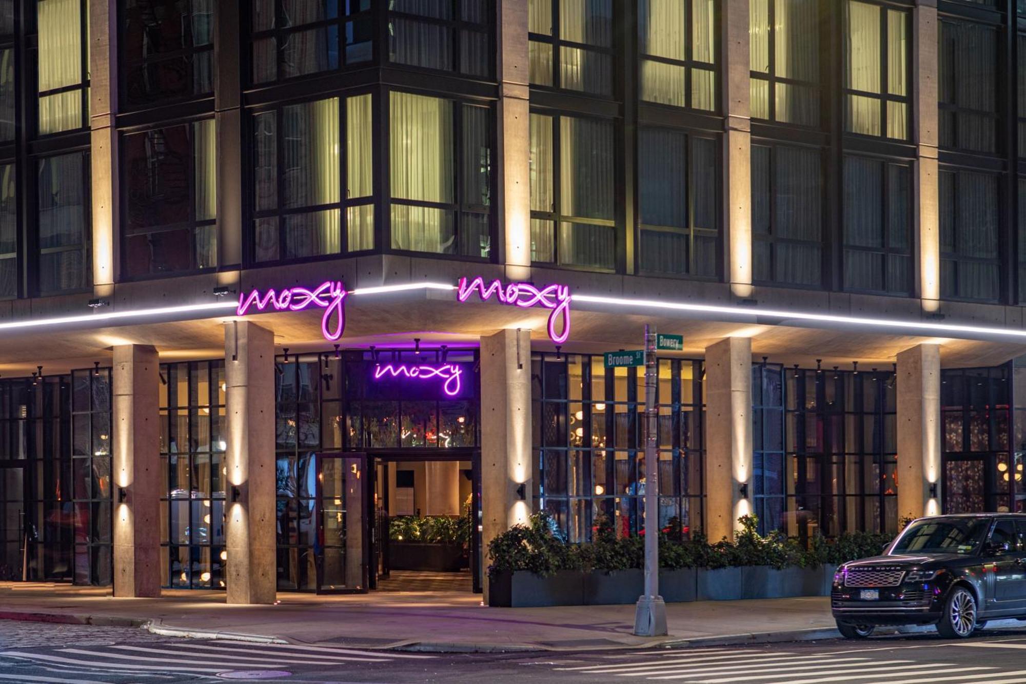Moxy Nyc Lower East Side Ню Йорк Екстериор снимка